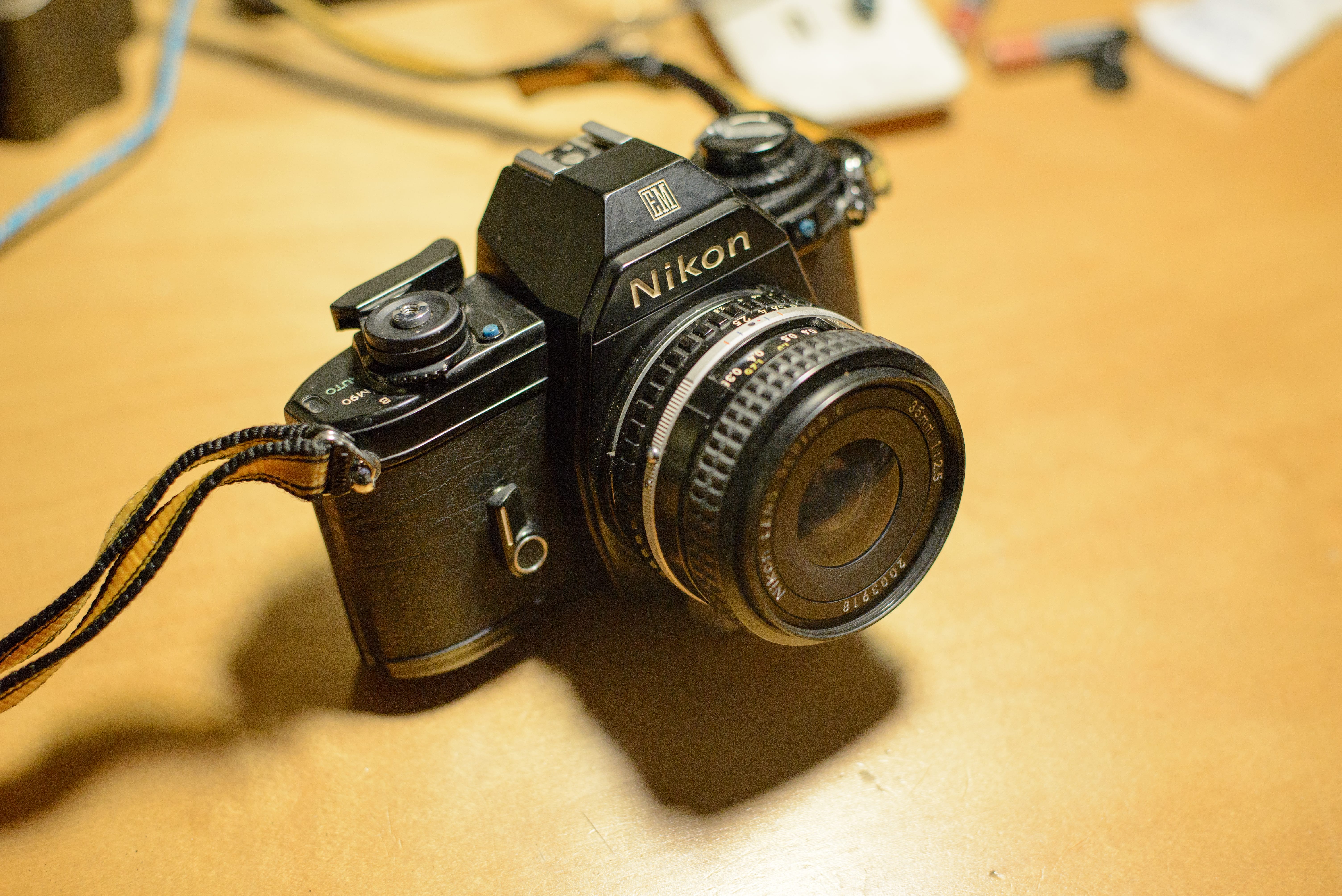 Nikon EM with 35mm/2.5 Series E Len