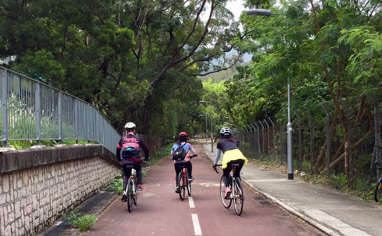 Bike path towards Mui Shu Hang Road