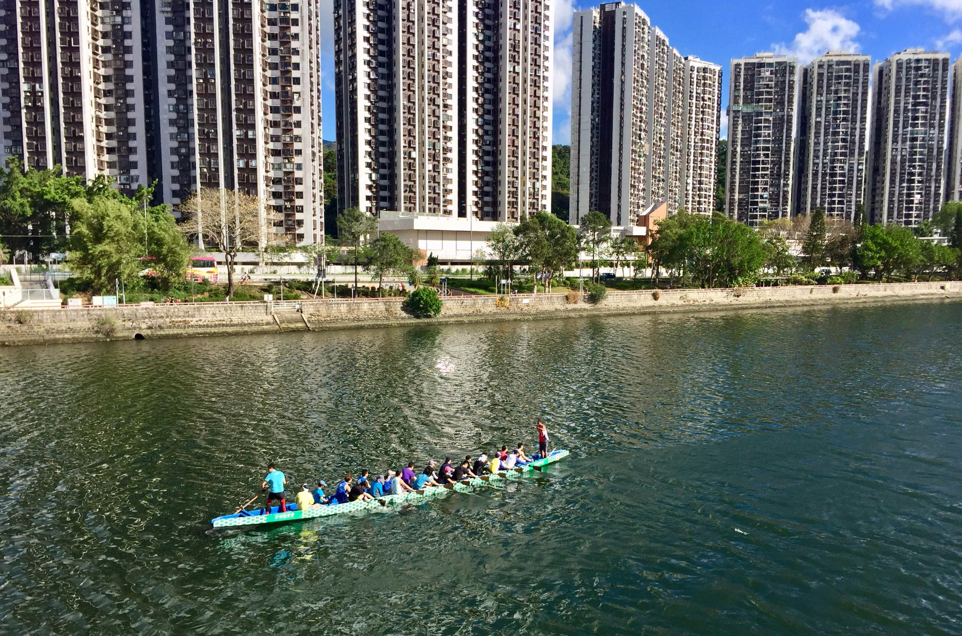Dragon Boat rowers practising in the Shing Mun River
