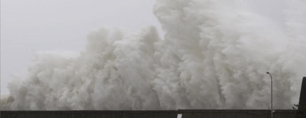 Noru crashed on a breakwater in Aki, Kochi Prefecture. Photo courtesy of Reuter.