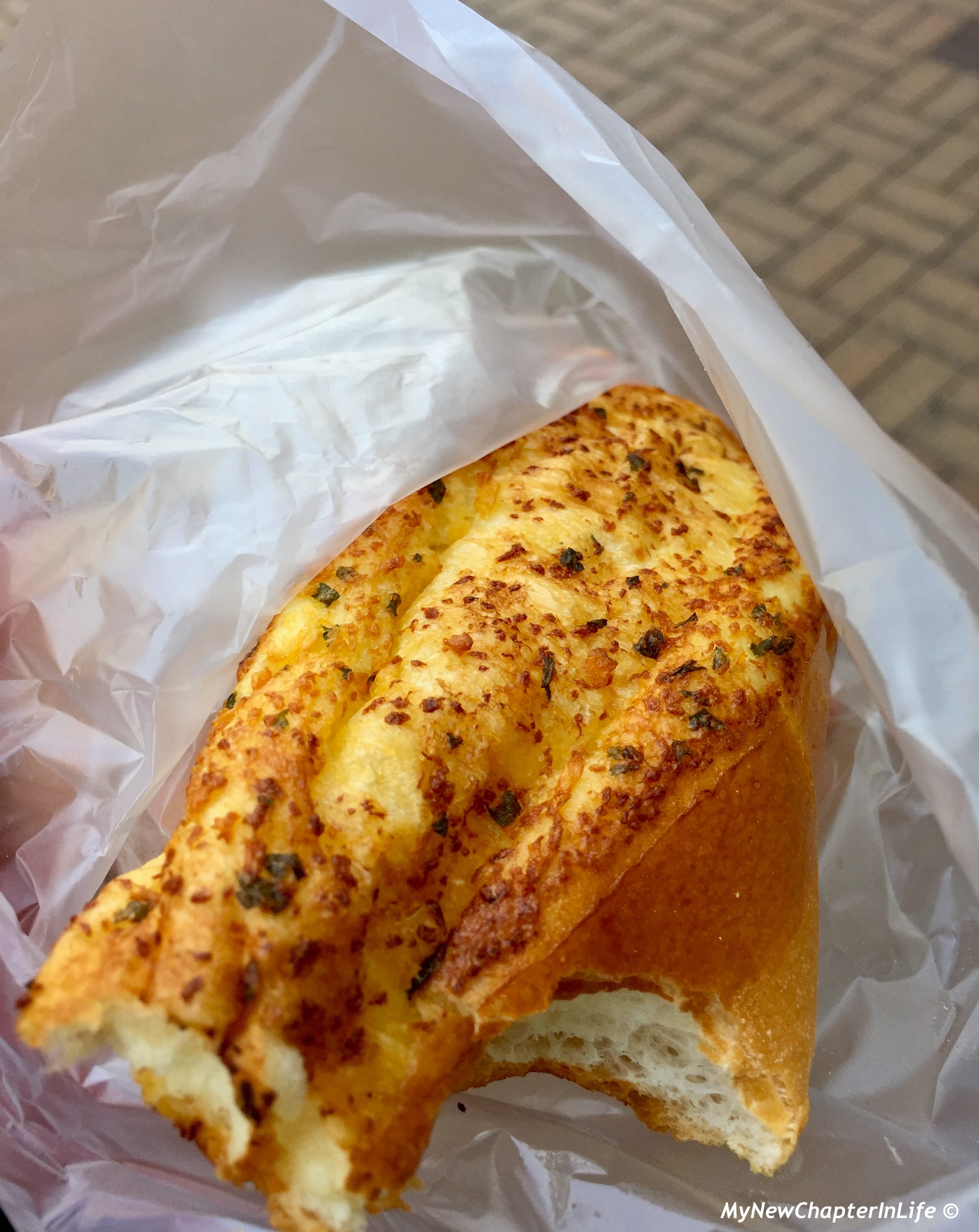 蒜茸包 Garlic Bread